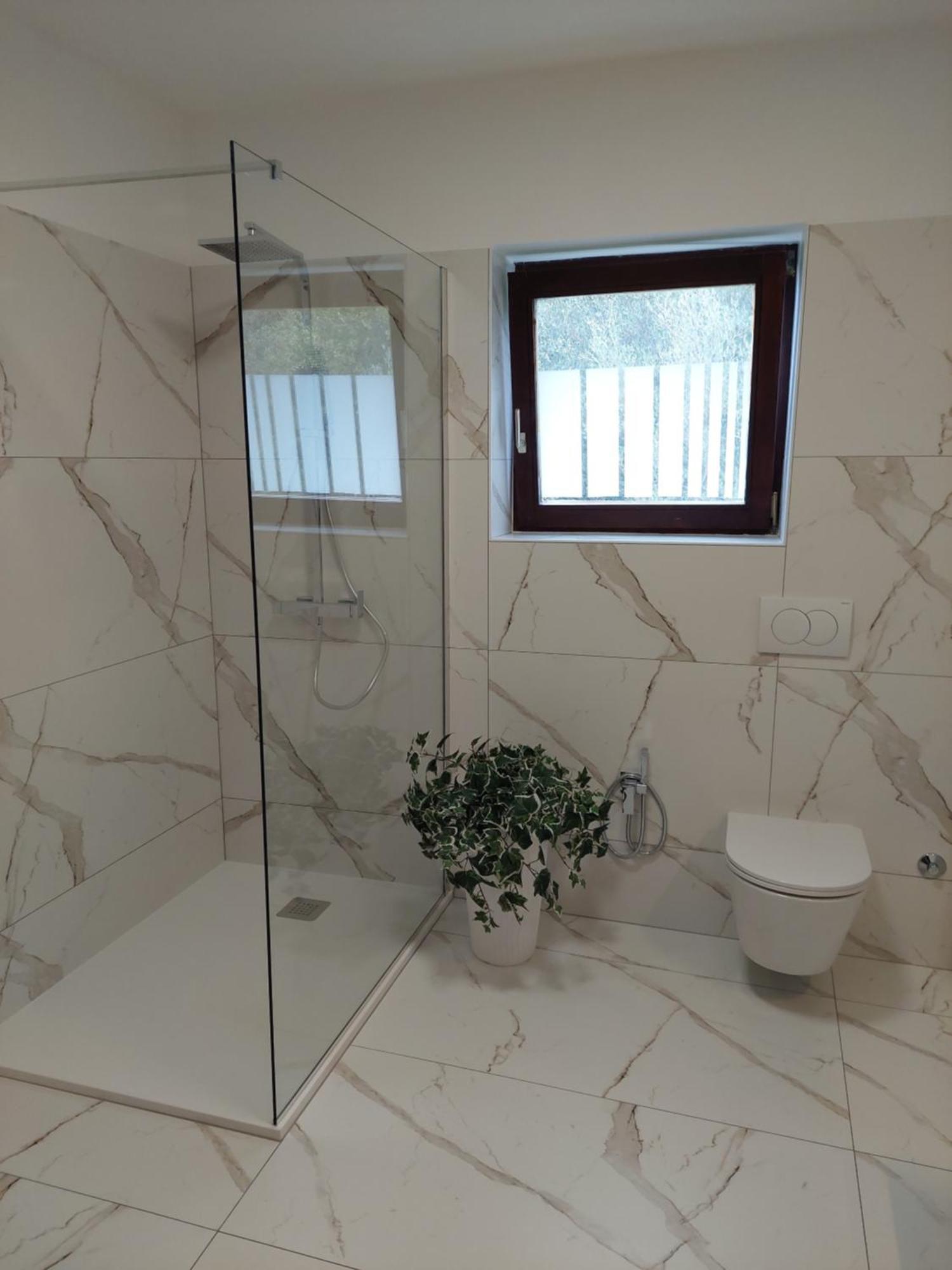 Apartman Marija II 奥米沙利 外观 照片
